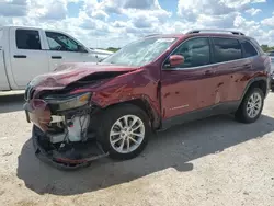 Jeep Cherokee Latitude Vehiculos salvage en venta: 2019 Jeep Cherokee Latitude