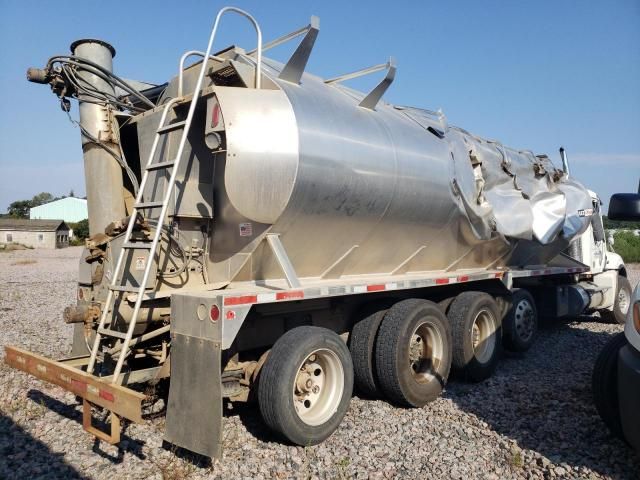 2007 Freightliner Conventional Columbia