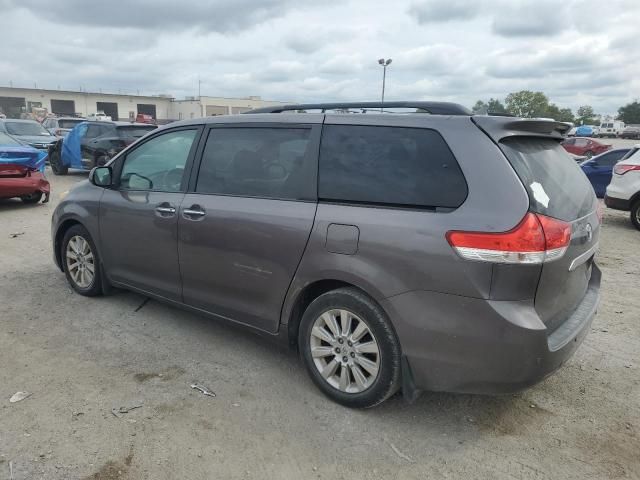 2011 Toyota Sienna XLE