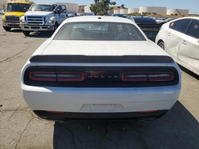 2017 Dodge Challenger SXT