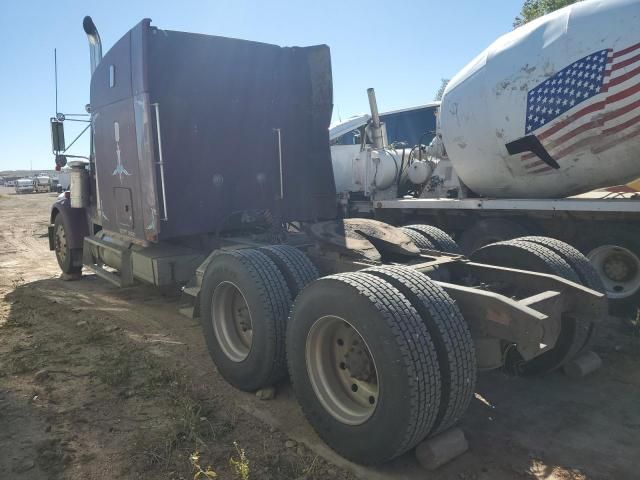 1996 Freightliner Conventional FLD120