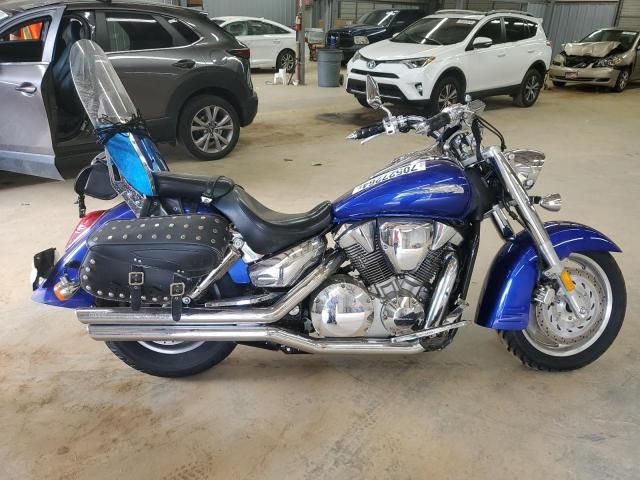 2006 Honda VTX1300 R