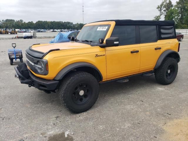 2021 Ford Bronco Base