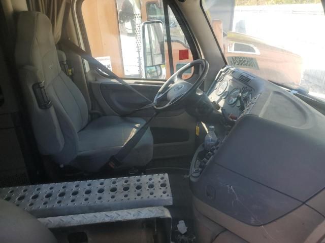 2016 Freightliner Cascadia 125