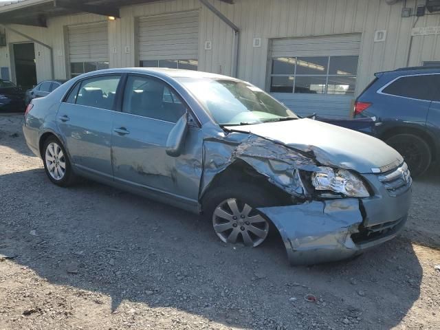 2005 Toyota Avalon XL