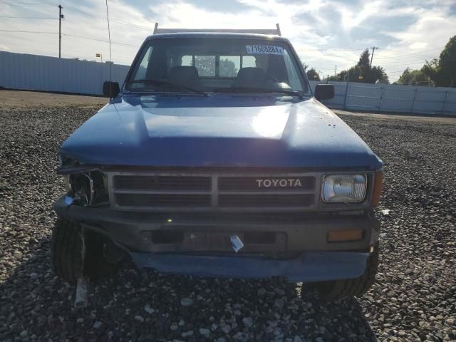 1987 Toyota Pickup RN63 STD