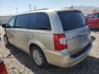 2015 Chrysler Town & Country Touring L