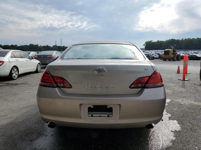 2008 Toyota Avalon XL