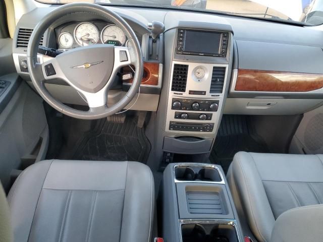 2008 Chrysler Town & Country Touring