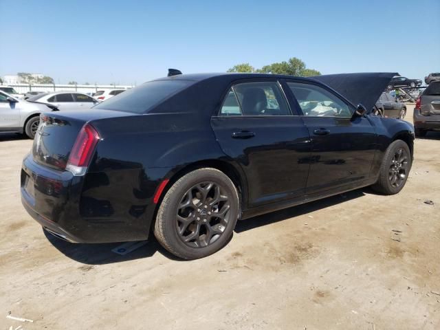 2022 Chrysler 300 Touring L