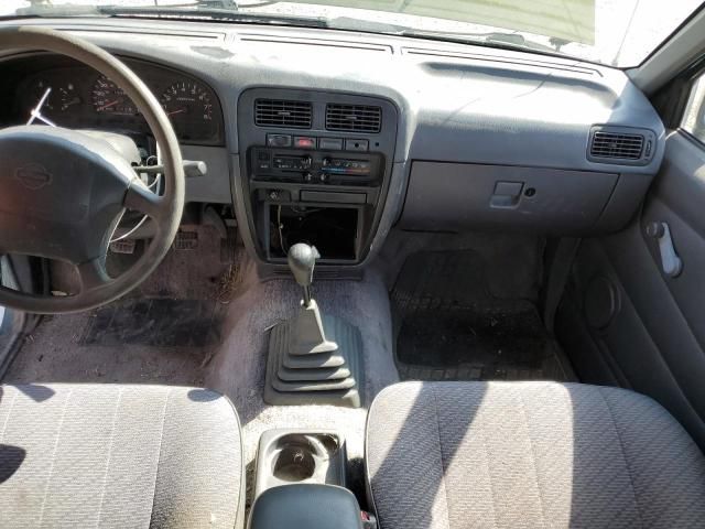 1996 Nissan Truck King Cab SE