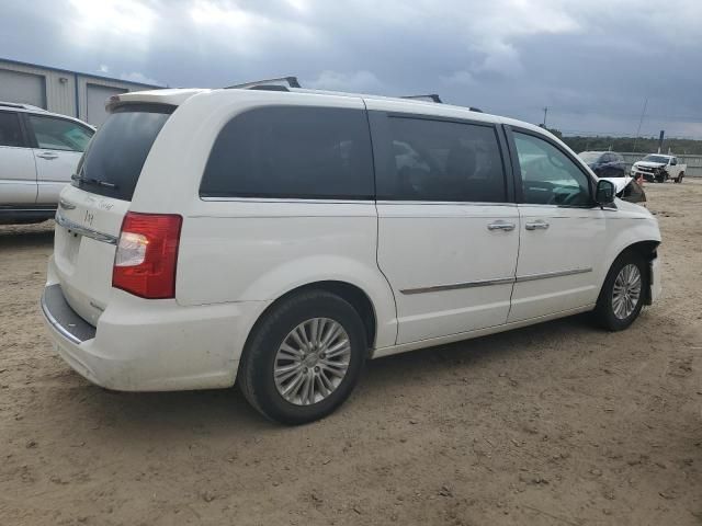 2012 Chrysler Town & Country Limited