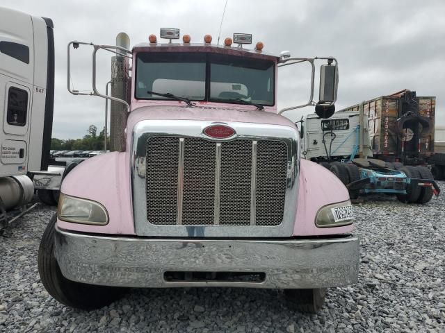 2009 Peterbilt 335