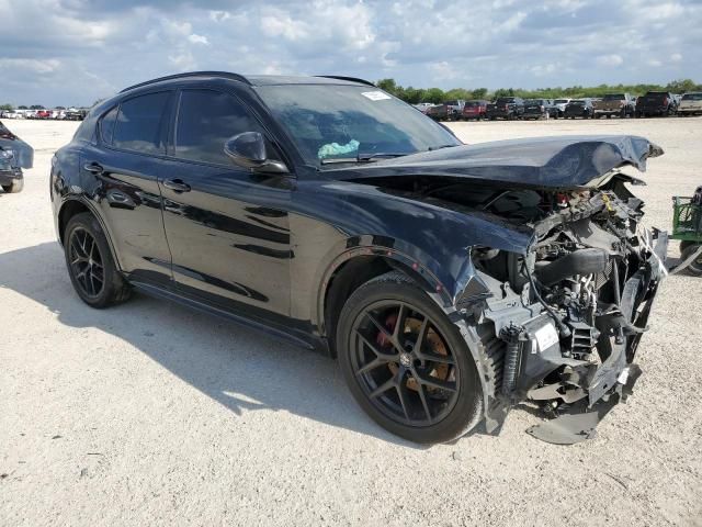 2021 Alfa Romeo Stelvio TI