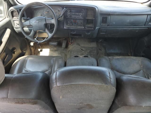 2004 Chevrolet Silverado C2500 Heavy Duty