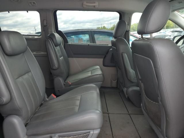 2009 Chrysler Town & Country Touring