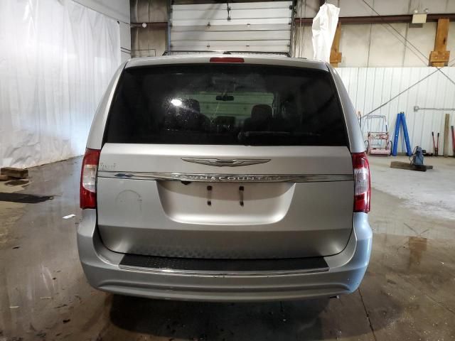 2012 Chrysler Town & Country Touring