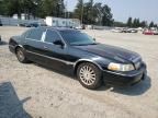 2005 Lincoln Town Car Signature Limited