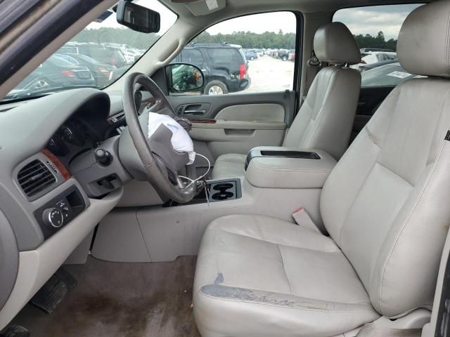 2014 Chevrolet Suburban C1500 LT