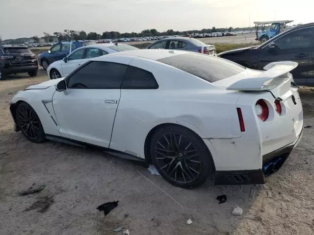 2020 Nissan GT-R Pure