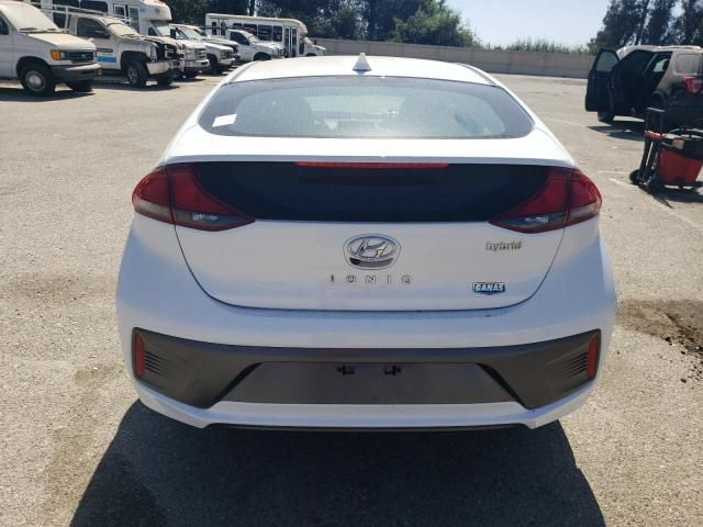 2020 Hyundai Ioniq SE