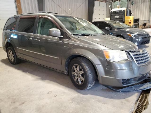 2010 Chrysler Town & Country Touring