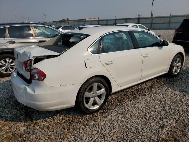 2014 Volkswagen Passat SE