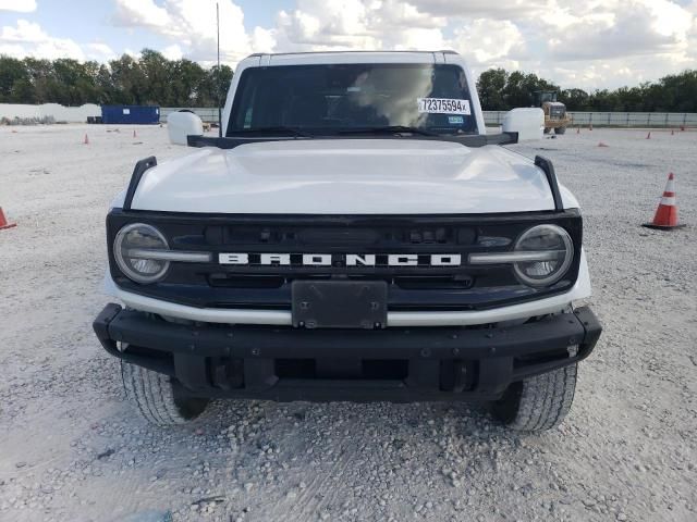 2022 Ford Bronco Base