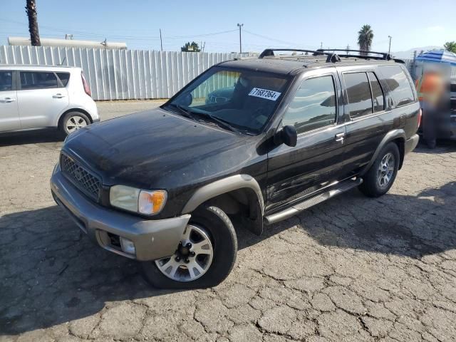 2000 Nissan Pathfinder LE