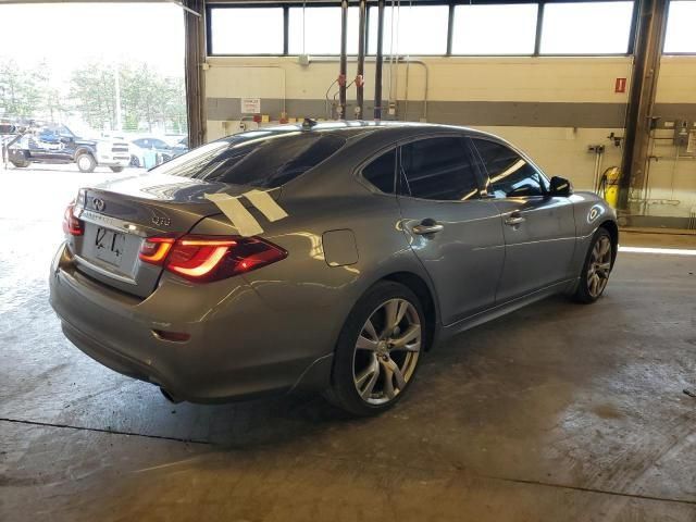 2016 Infiniti Q70 3.7