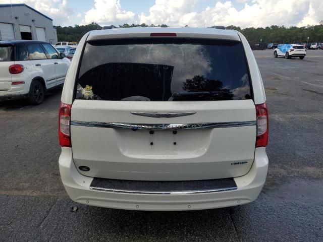 2012 Chrysler Town & Country Limited