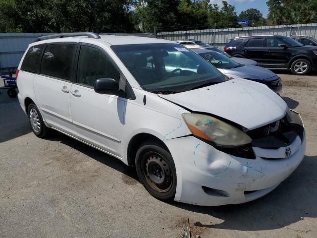 2007 Toyota Sienna CE