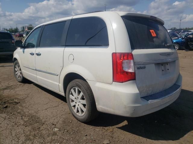 2011 Chrysler Town & Country Touring L