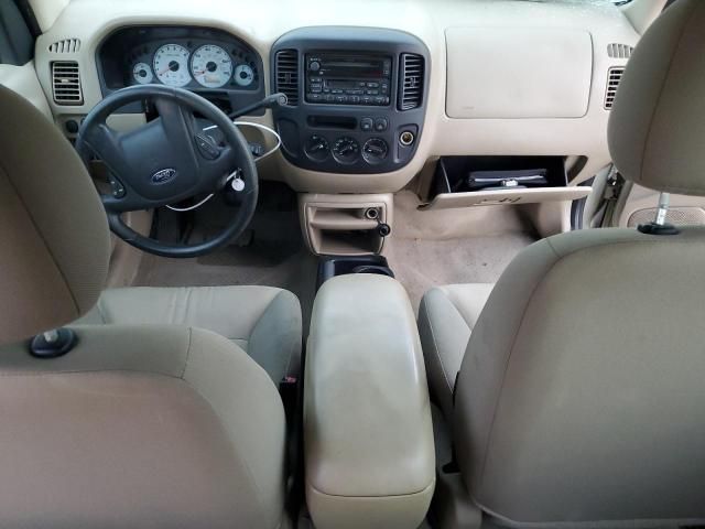 2003 Ford Escape XLS