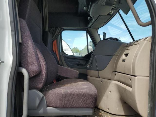 2016 Freightliner Cascadia 125