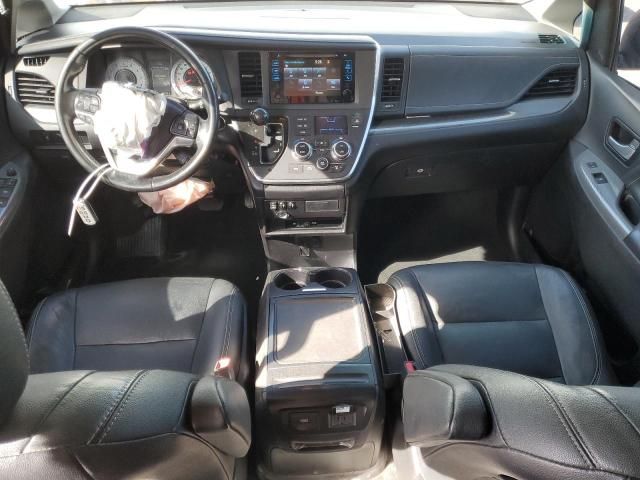 2015 Toyota Sienna Sport