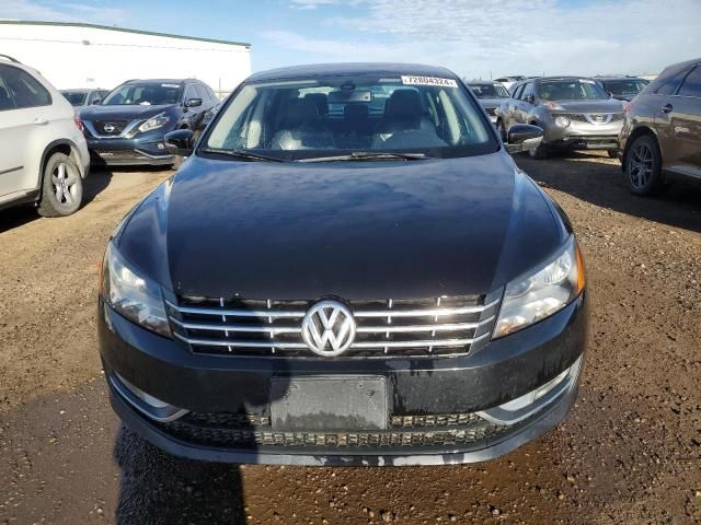 2014 Volkswagen Passat SEL