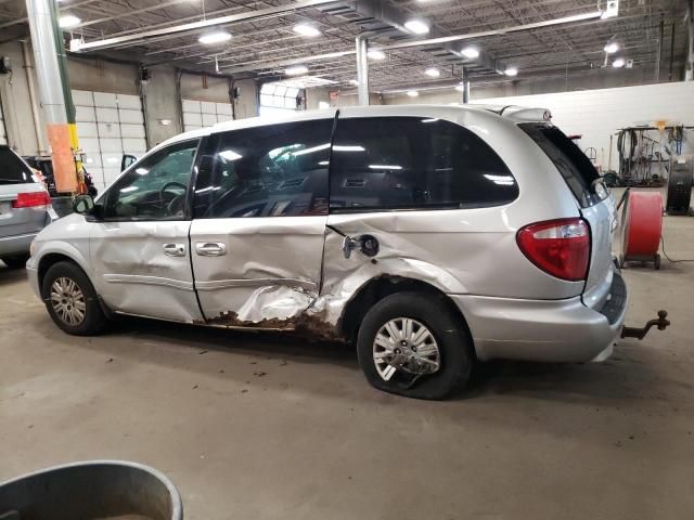 2007 Chrysler Town & Country LX