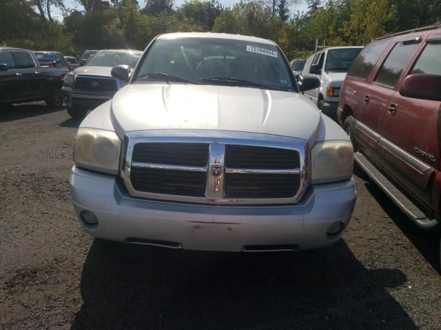 2007 Dodge Dakota Quad SLT