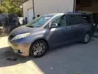 2011 Toyota Sienna XLE