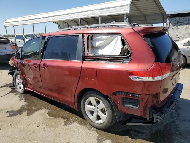 2013 Toyota Sienna LE