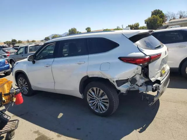 2021 Toyota Highlander Platinum