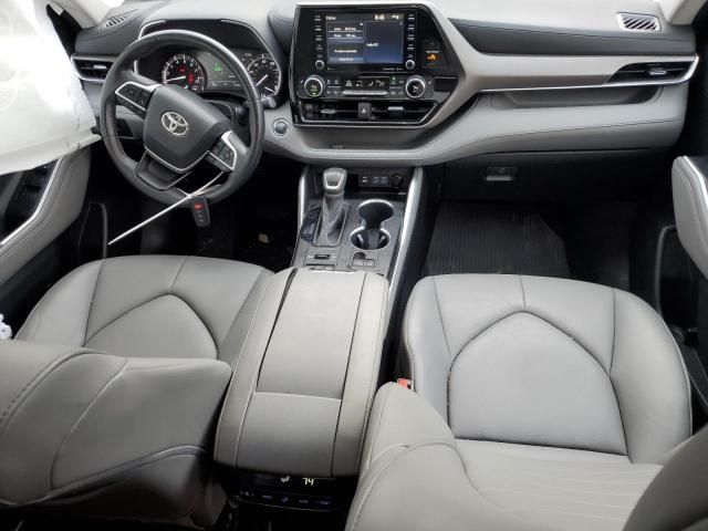 2022 Toyota Highlander XLE