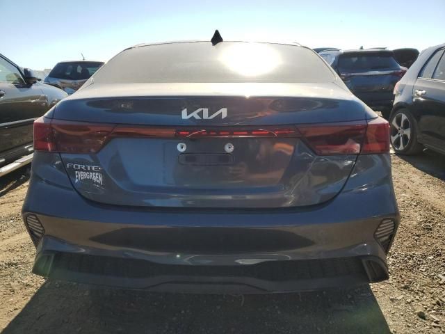 2023 KIA Forte LX