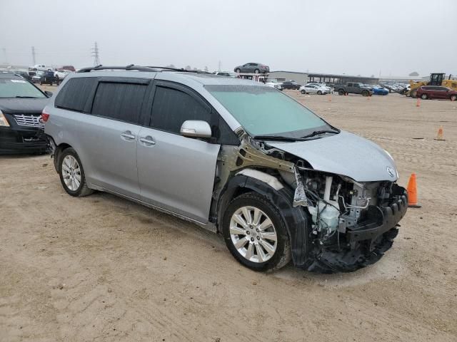 2015 Toyota Sienna XLE