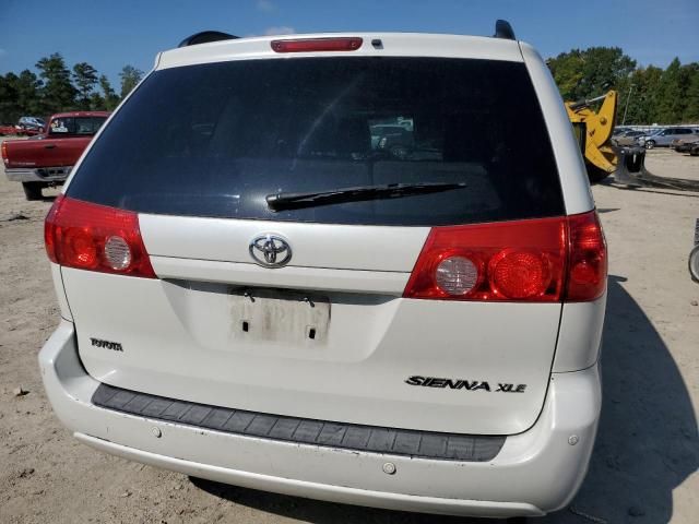 2009 Toyota Sienna XLE