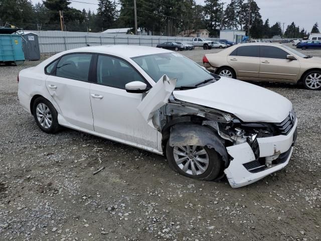 2015 Volkswagen Passat S