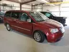 2015 Chrysler Town & Country Touring L