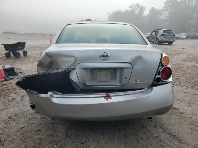 2004 Nissan Altima Base