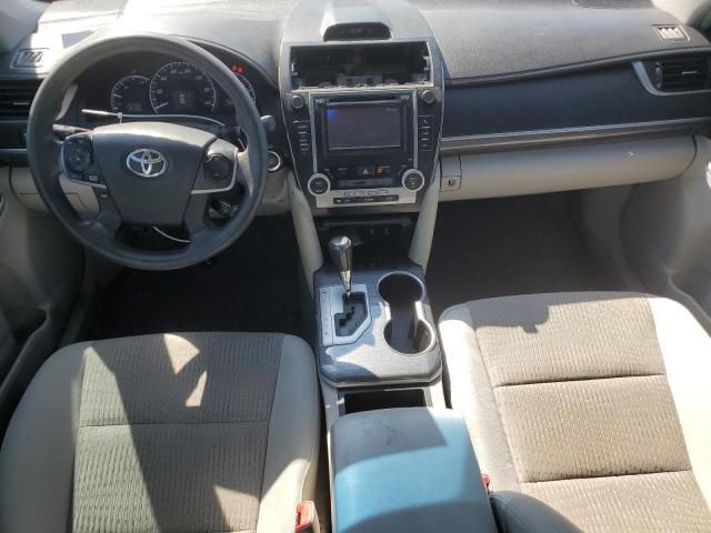 2014 Toyota Camry Hybrid